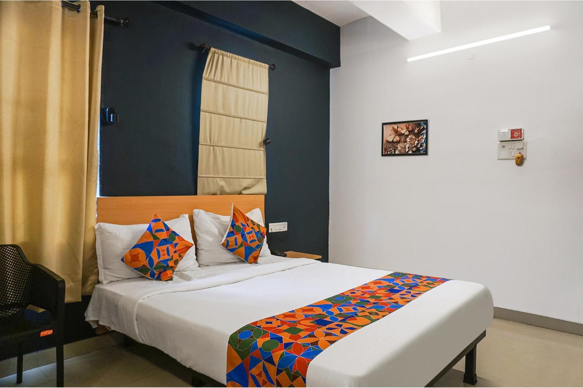 Fabhotel Aura Homes - Nr Khandoba Mandir Pimpri-Chinchwad Екстер'єр фото